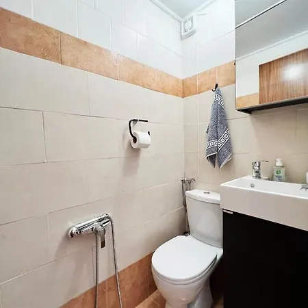 Kostoula Mini House *