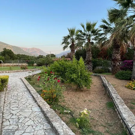 Kostoula Mini House Casa de Férias